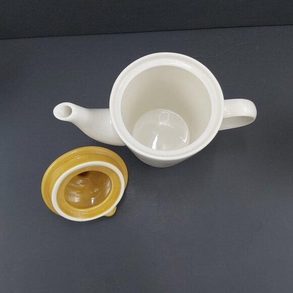 Tim Hortons Always Fresh 006 Limited Edition 2 Mugs and Teapot with Lid Set - Picture 7 of 12